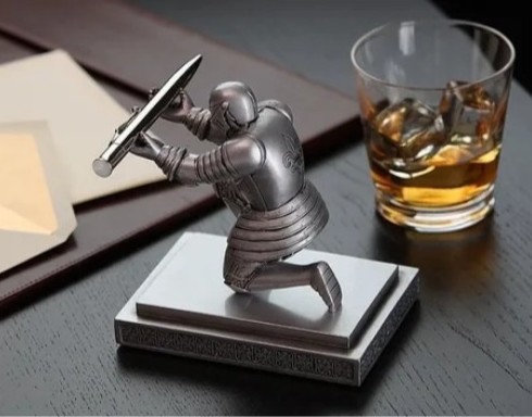 Pen Holder